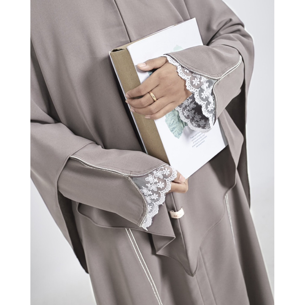 Aluna Abaya Renda set Pasmina Bandana by Raniko