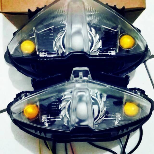 Stoplamp new cb150r 3in1 /stoplamp new cb150r projie
