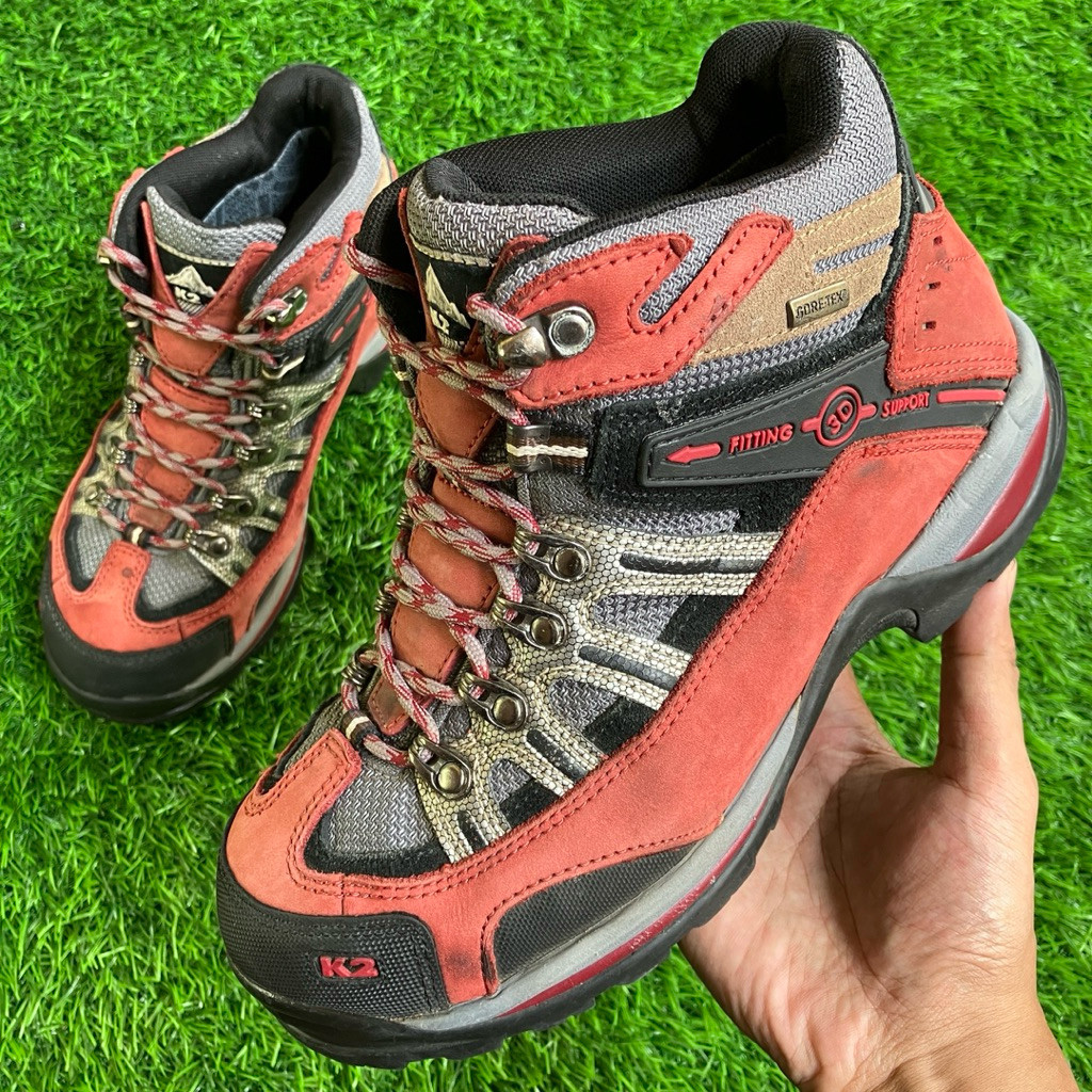 Sepatu Gunung K2 Mid Leather Goretex 3D Support ukuran 38 Outdoors shoes Tangan Ke-2