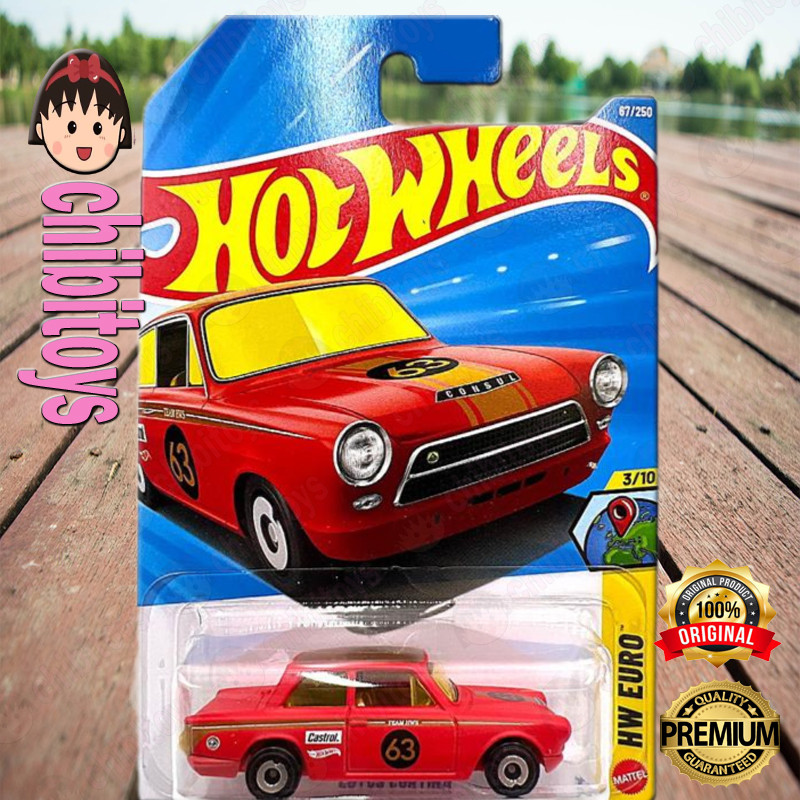 Hot Wheels Lotus Cortina Merah Diecast Mobil Klasik Eropa