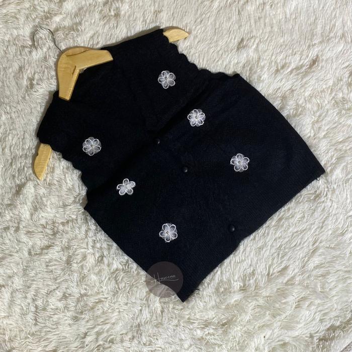 Haseena Vest Knit Naima Rompi Bunga Rajut Halus Outer Wanita Premium Quality Luaran Kekinian Unik - 