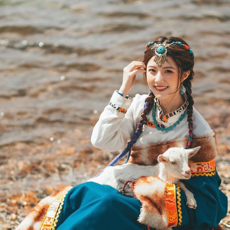 Pakaian wanita Tibet baru jubah Tibet untuk wanita fotografi perjalanan kostum etnis