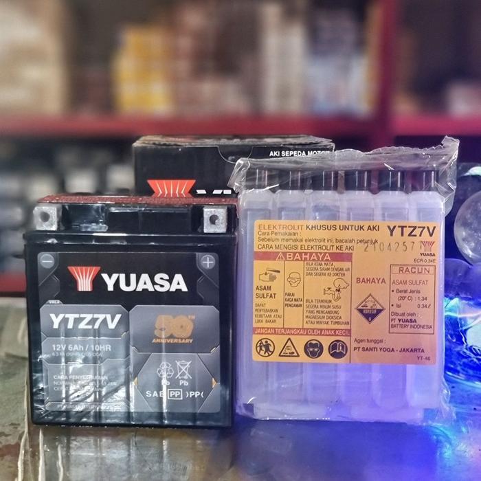 Aki      Yuasa       YTZ7V