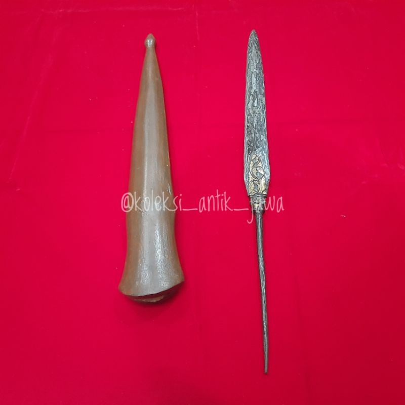 Pusaka Tombak Pamor Kinatah Kuningan Kecil