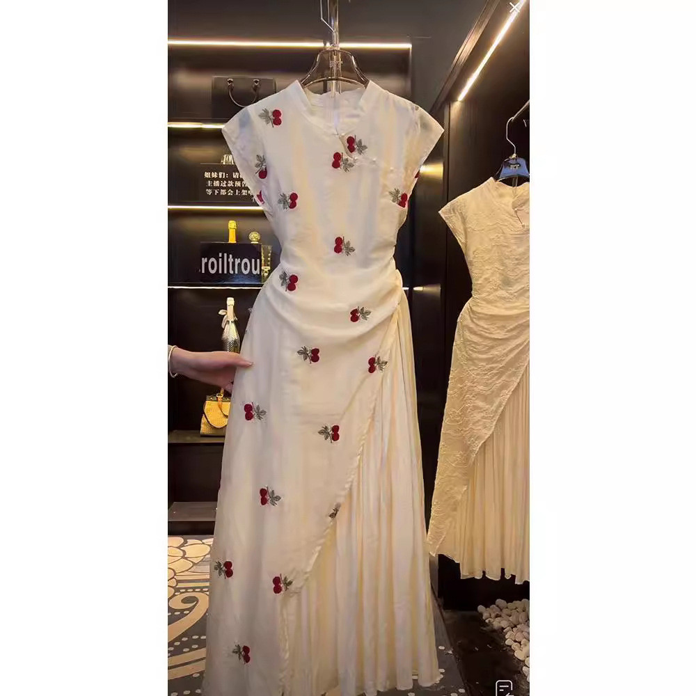 Gaun cheongsam wanita lengan pendek rok panjang
