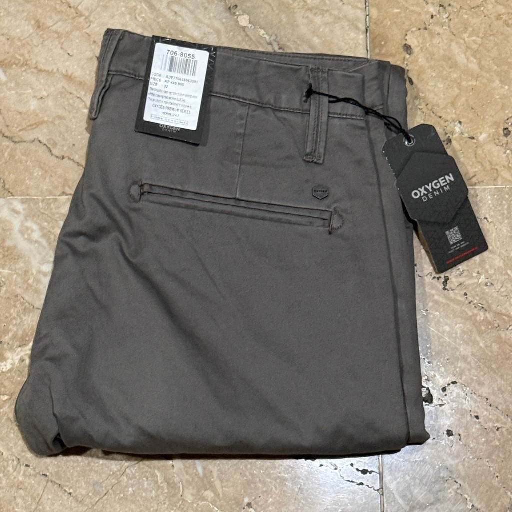 Celana Panjang Katun Pria Oxygen Denim Original 706 Slim Fit  706-8055