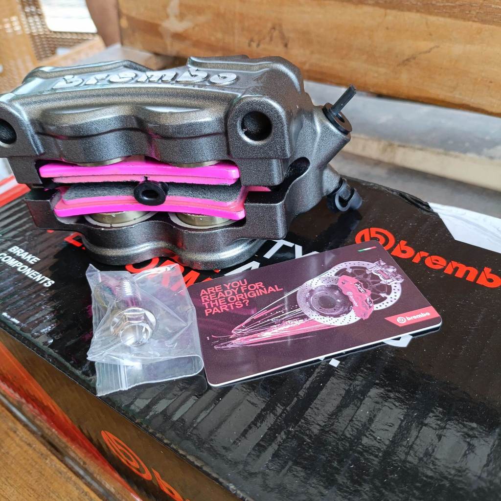 kaliper brembo 4 piston