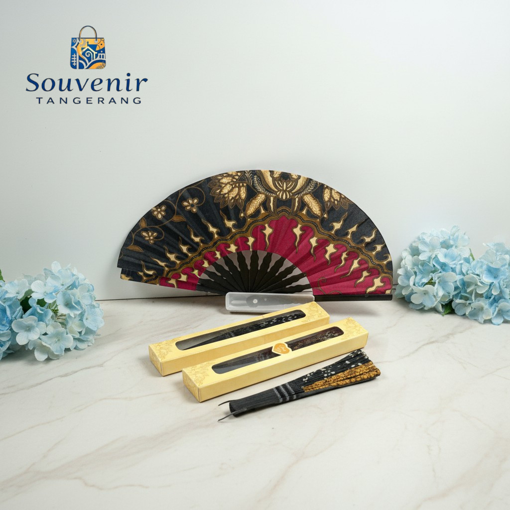 Souvenir Tangerang Souvenir Kipas Batik Gagang Hitam Plastik Lipat Kemasan Box