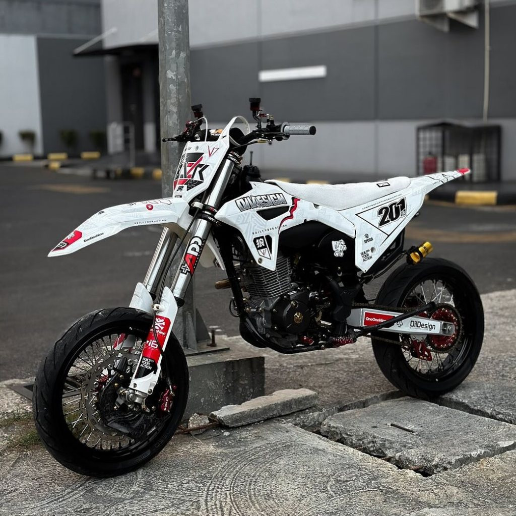 DECAL STICKER MOTOR HONDA CRF 150 L NEW SUPERMOTO/CRF 150 OLD/CRF 230/CRF 250/CRF 110/CRF 450