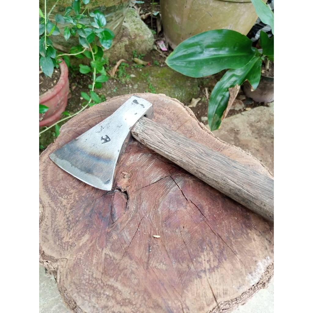 kampak Baja Asli super Tajam/ Kampak  Cacah Tulang/ Kampak tukang / Kampak Baja Gagang kayu