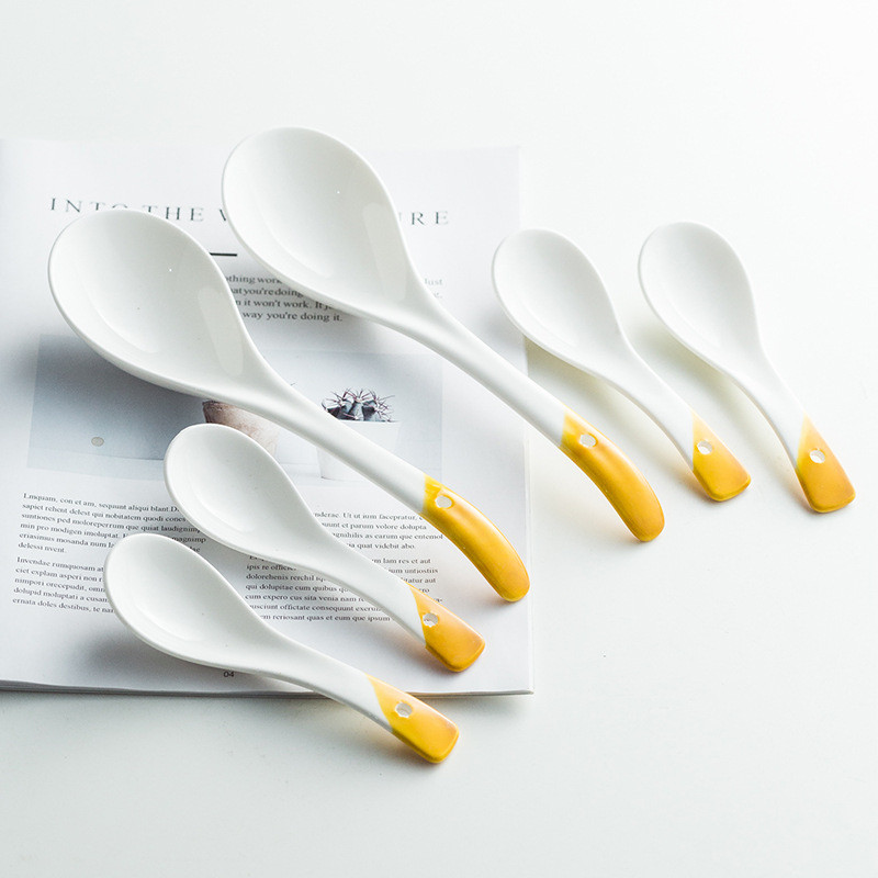 RoyalHuis sendok soup keramik list kuning elegant motif jepang simple / sendok bebek keramik list ku