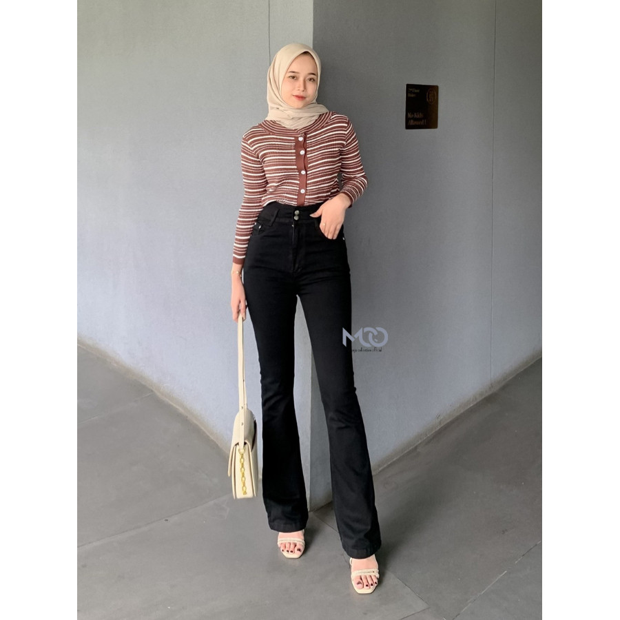 AANTOI SELLER [MCOJEANS] ULTRA HIGHWAIST CUTBRAY LONG PANTS BLACK KANCING 2 BOOT CUT CELANA JEANS WA