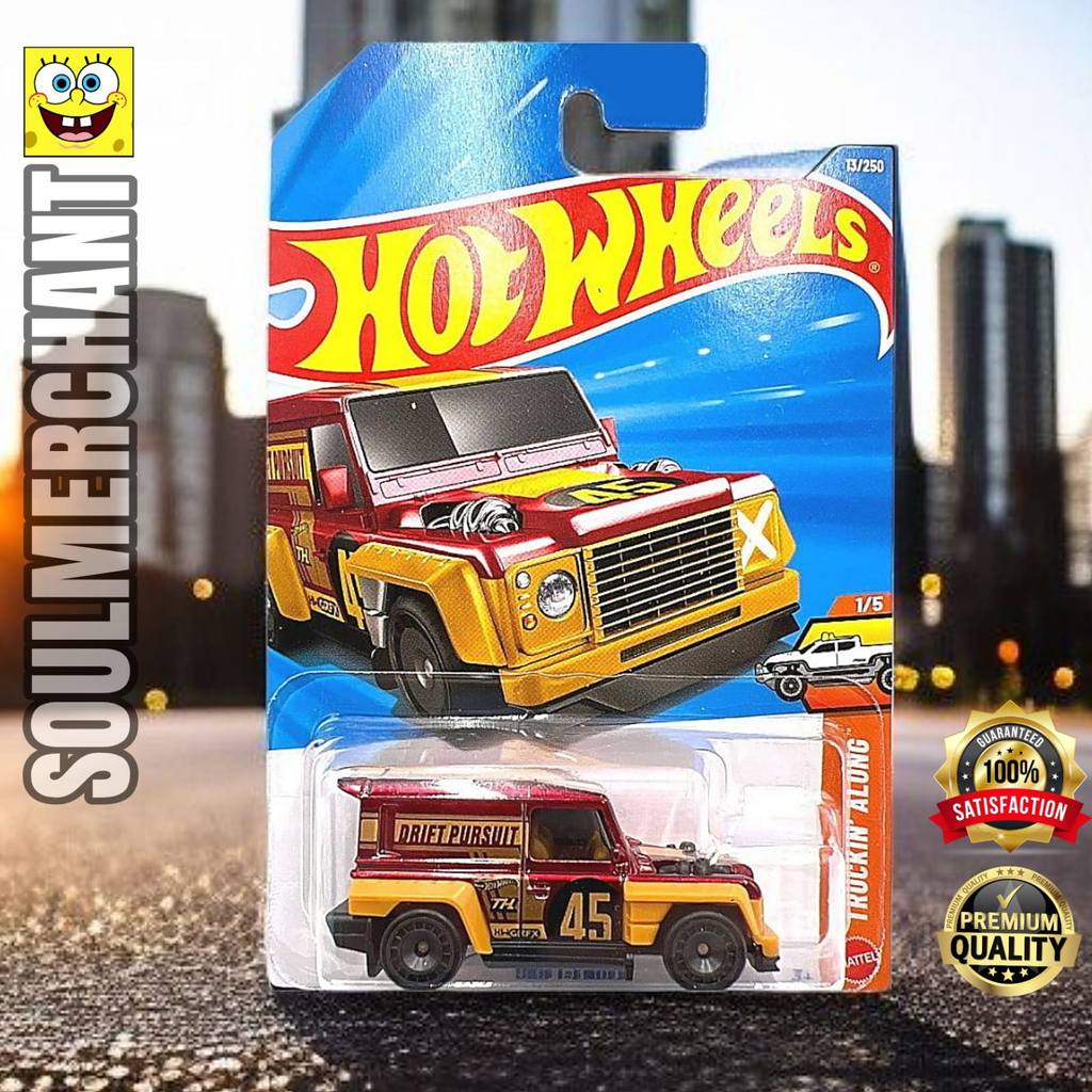 Hot Wheels Treasure Hunt Drift Ender Merah Diecast Mobil Offroad Futuristik