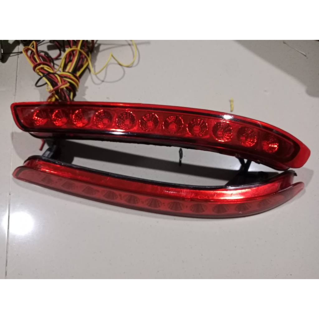 Lampu LED reflektor bumper belakang Innova reborn 2016-2021 merah