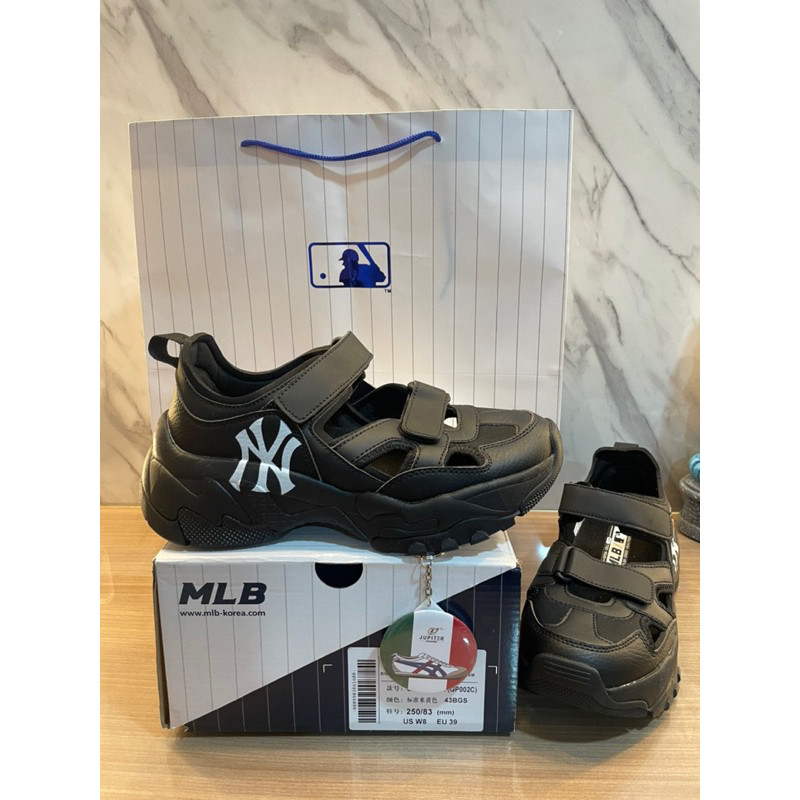 Sepatu MLB Bigball Chunky Mask New York Yankees Black