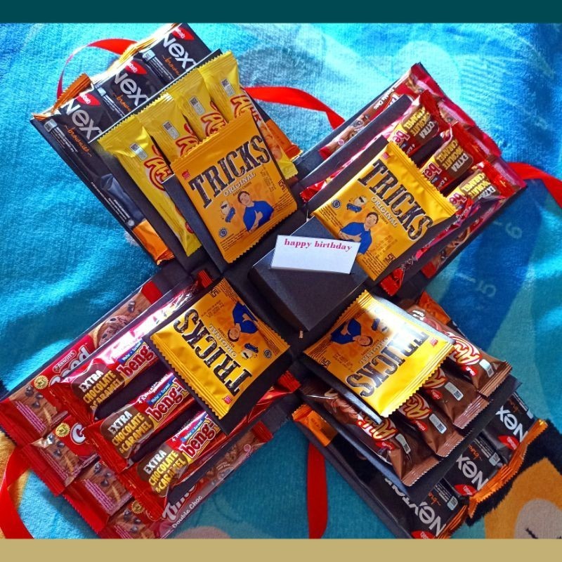 SNACK BOX, BOX TARIK UANG ,EKSPLOSION BOX SNACK TARIK UANG , BOX UANG, KADO ULANG TAHUN CEWEK PAKET 