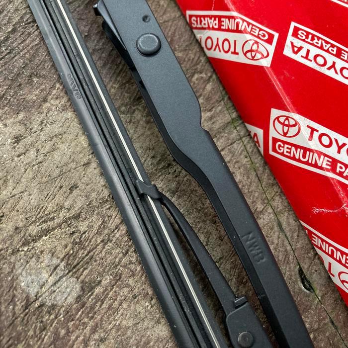 Wiper Blade Depan 18 Inch Starlet Kapsul EP80 EP81 EP90 EP91 Soluna Corolla Corona GL SE EX Saloon T