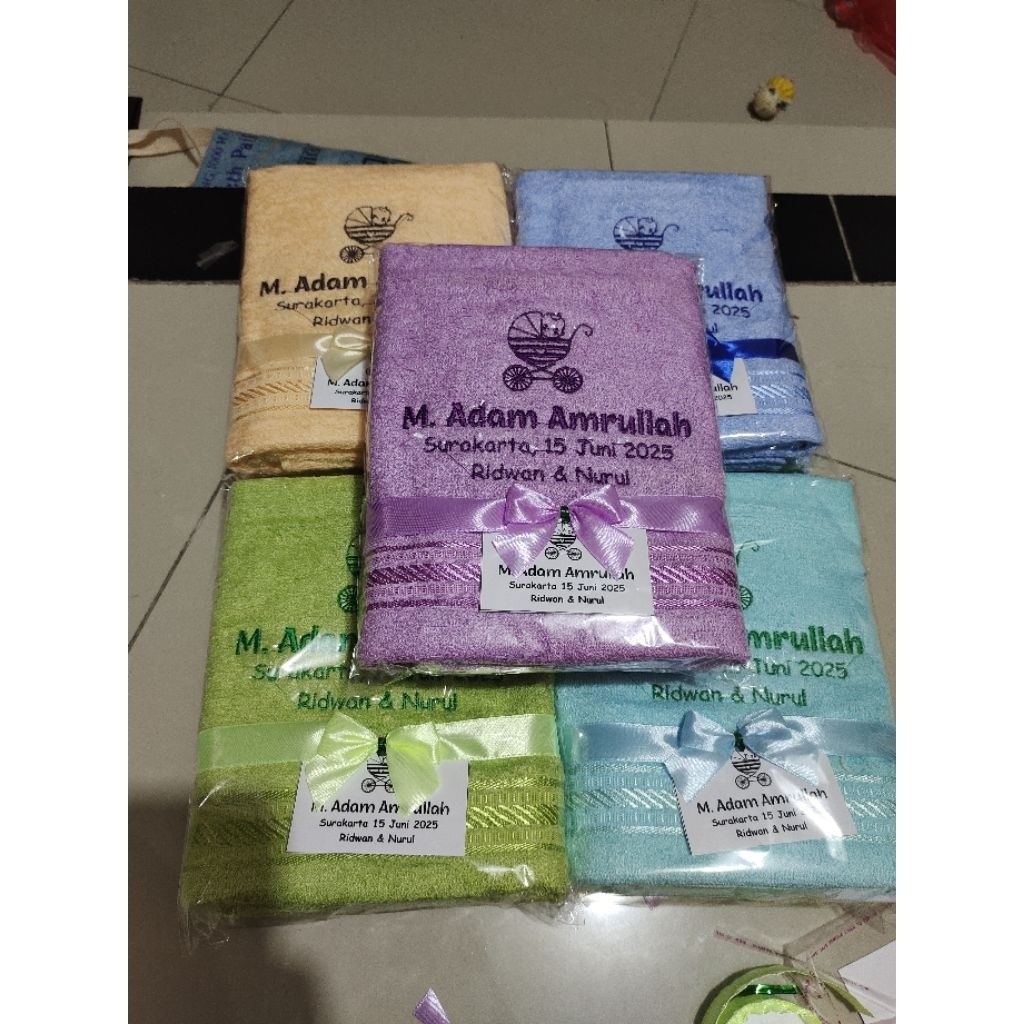 SOUVENIR HANDUK BORDIR MURAH/KENANG KENANGAN HANDUK BORDIR CUSTOM/SOUVENIR NATAL