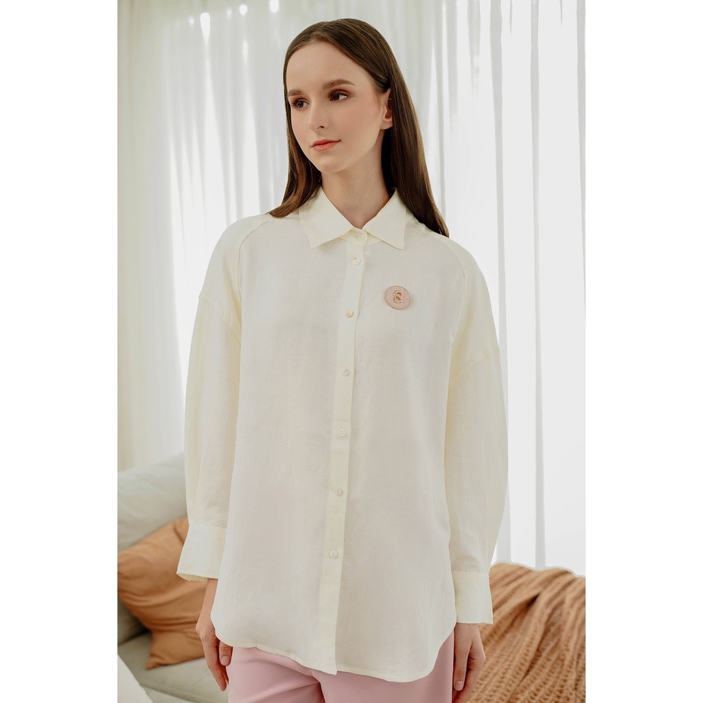 Benang Jarum Zaina Shirt - White