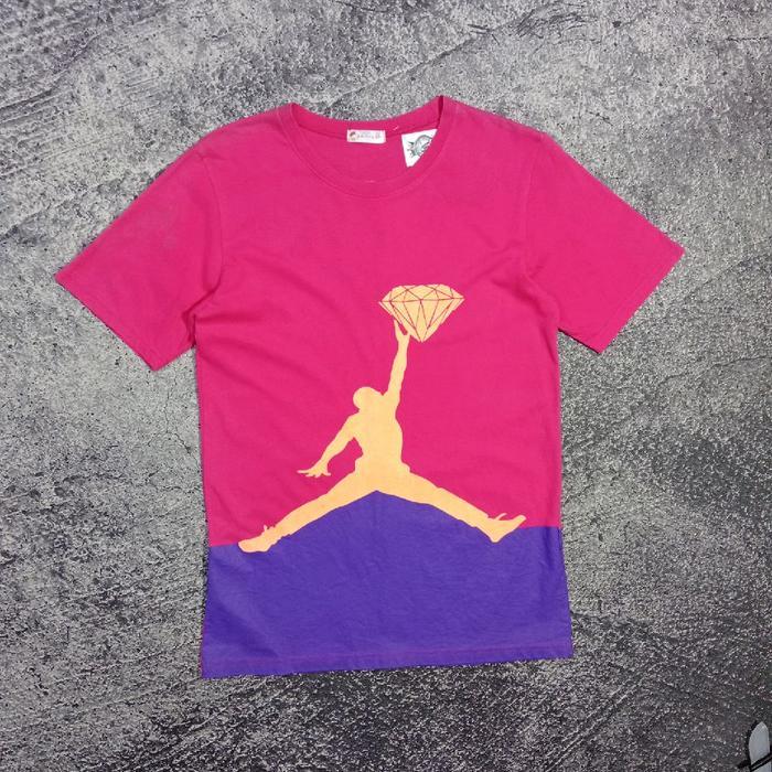 T shirt Kaos pria DONGSIN big logo casual murah size M