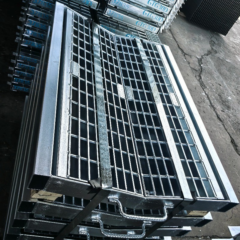 Metal Sewer Grating,rainwater Grating,drainage Cover Grating Grid in Malaysia