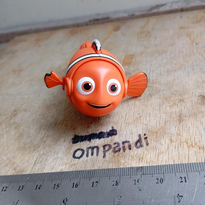 figure kartun ikan finding Nemo GG99