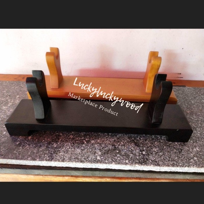 Dudukan stand kayu katana boken display sword 1 tingkat