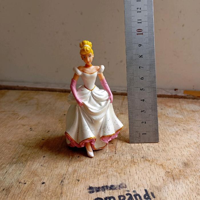 figure kartun ELC Disney princess Cinderella GG99