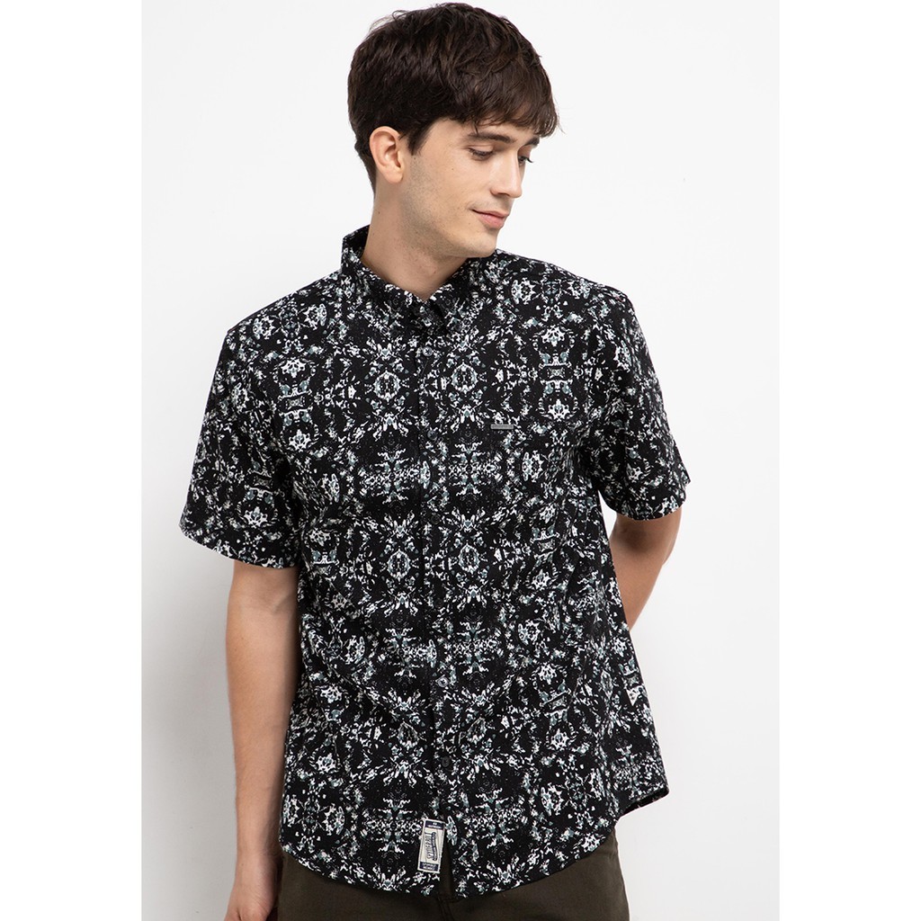 Spyderbilt Kemeja Pria Lengan Pendek Hitam Welix MSHS173-BLK Planetsurf