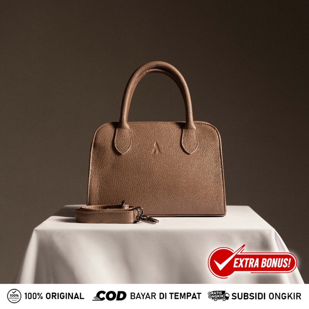Alona Leather Malika Slingbag -  Tas Selempang Wanita Multifungsi Kulit Sapi Asli Free Random Gift