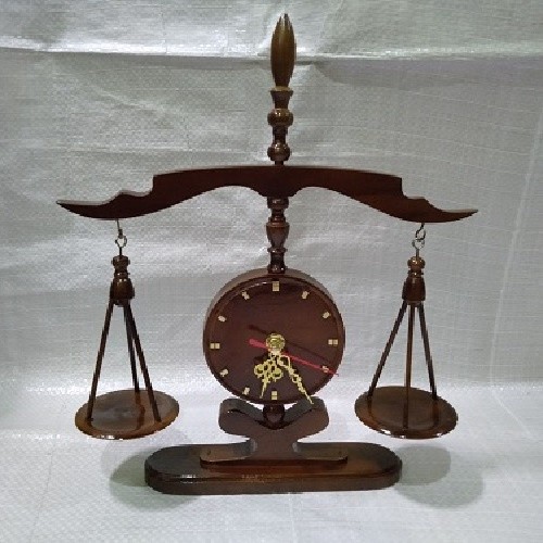 READY Hiasan Meja Jam Meja Kayu Jati Model Jam Timbangan Antik dan Unik