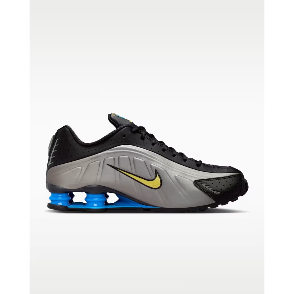 Sepatu Sneakers Pria Nike Shox R4 "Brazil" Black/Metallic Pewter/Light Photo Blue (IO8134-001) Origi