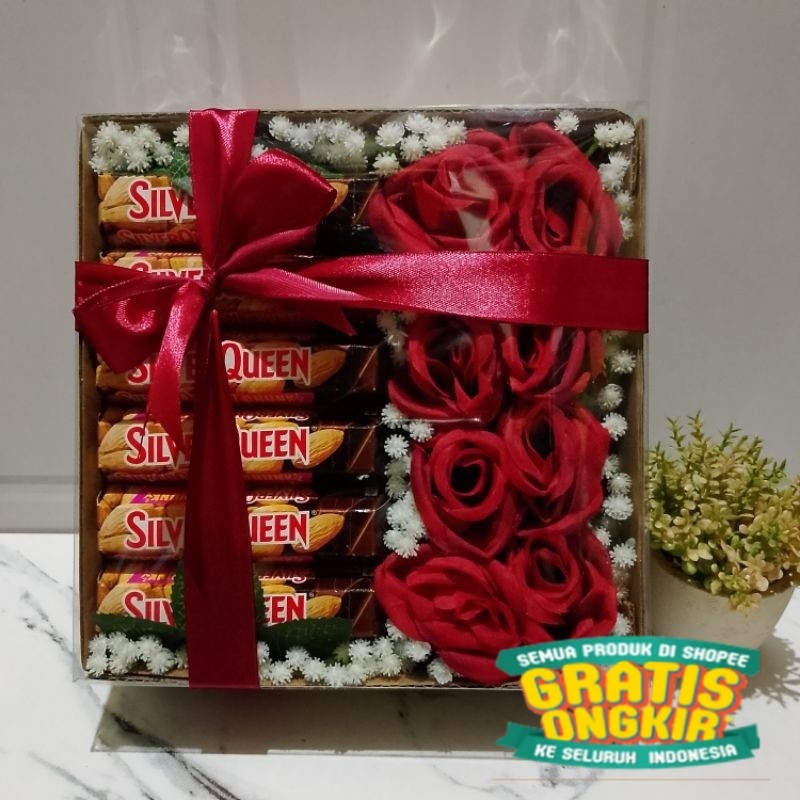 Hampers Coklat Silverqueen flower bloom box,kado ulang tahun, kado hari guru,hampers valentine,hampe