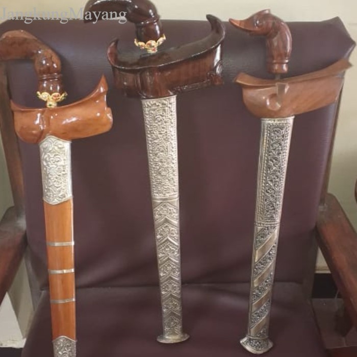 {} Pendok bugis antik