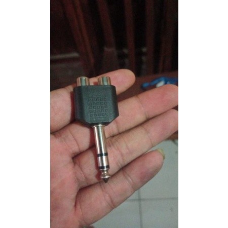 adaptor jack akai 6,5 stereo ke rca stereo jack toa jack dvd 2 ke 2 converter jack
barang sesuai fot