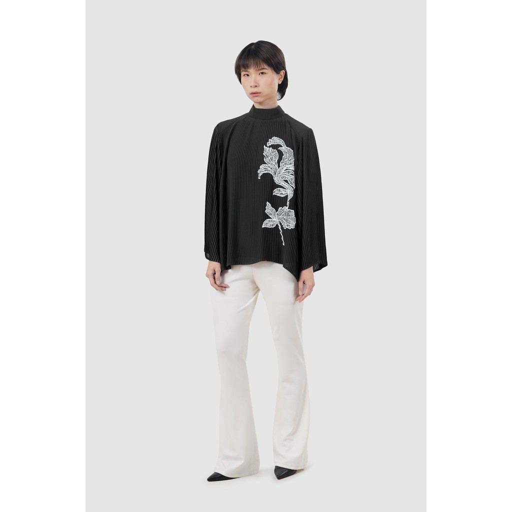 Benang Jarum Black Label - Elodie Pleats Blouse - Black