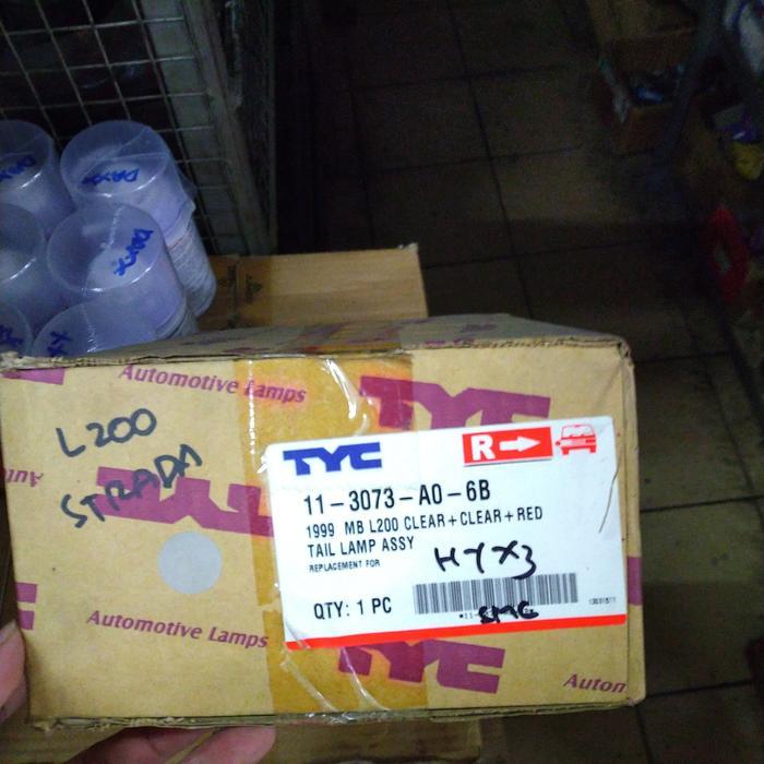 lampu belakang l200 Strada kanan quality