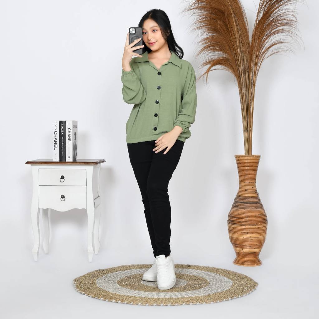 KEMEJA CROP PINGGANG KARET POLOS TERBARU GAYA KEKINIAN/ATASAN CROP FASHION KEKINIAN BAHAN CRINKLE AI