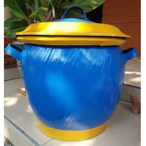 BAK SAMPAH TERLARIS  Bak Sampah Karet / Tempat Sampah Ban Bekas
