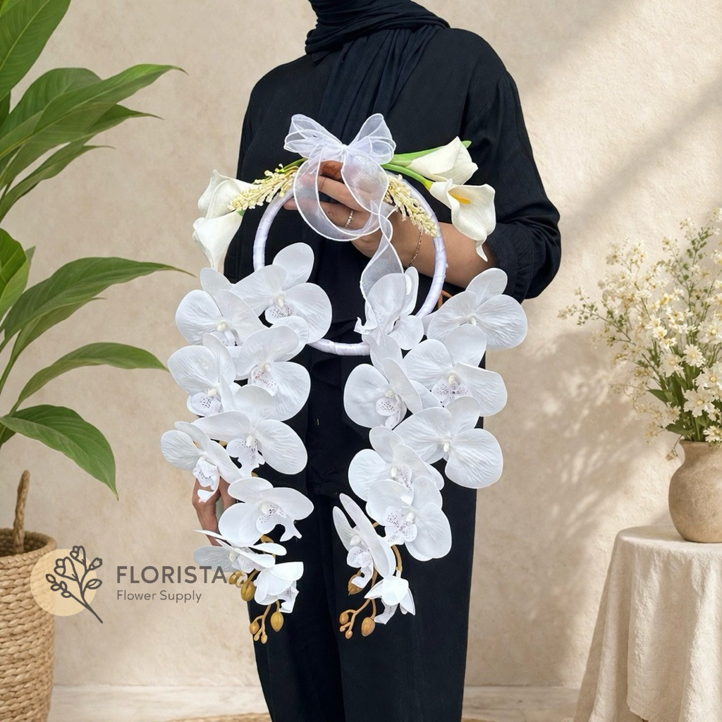 BOUQUET BUNGA ENGAGEMENT / WEDDING / HAND BOUQUET BUKET LILY ANGGREK BQ10