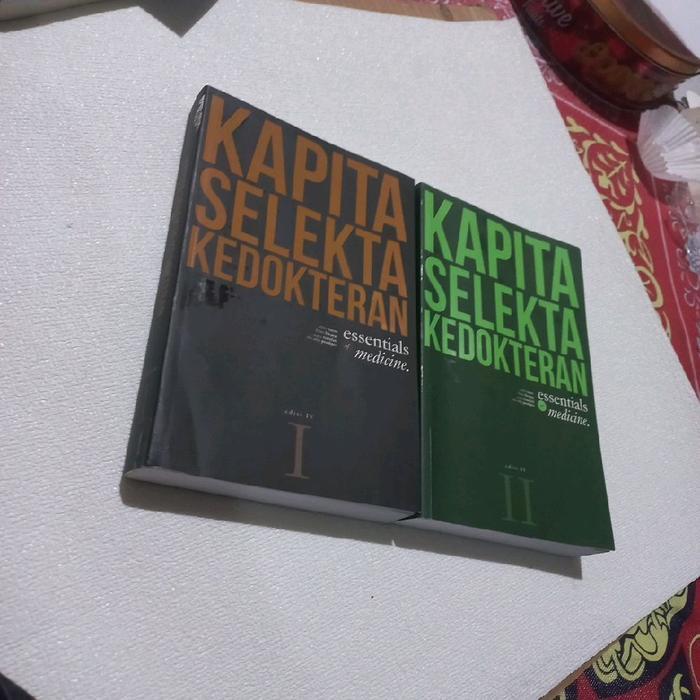 Buku Kapita Selekta Kedokteran Essentials Medicine original