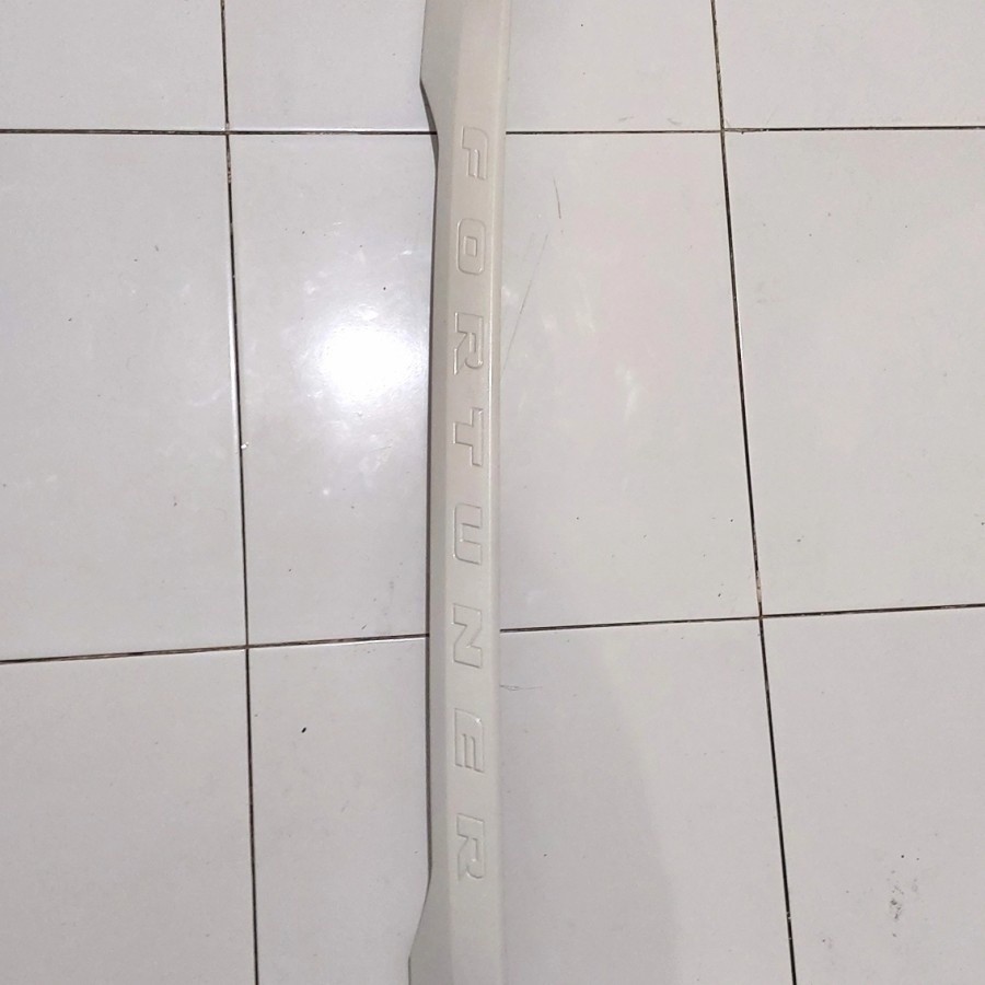 TRUNKLID FORTUNER VNT 2012-2015 ORIGINAL