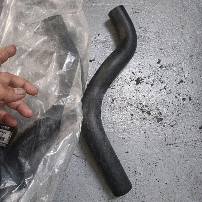SELANG RADIATOR ATAS HYUNDAI H1 BENSIN GOODS