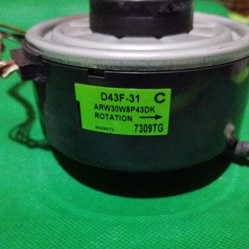 READY FAN MOTOR AC DAIKIN ORIGINAL DINAMO BLOWER AC DAIKIN 2pk