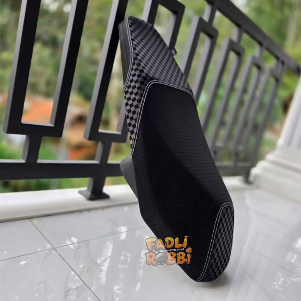 Sarung jok motor KARBON CATUR Kulit jok motor beat / vario 125 / vario 150 / vario / scoopy / genio 