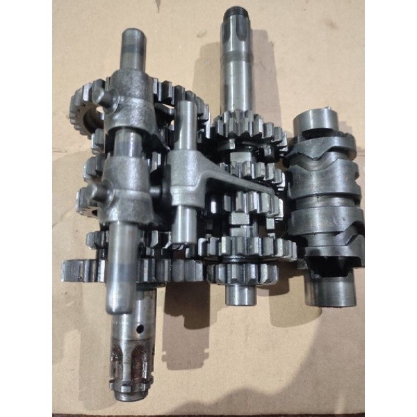 gigi rasio gear ratio transmisi ger full set suzuki satria Fu original