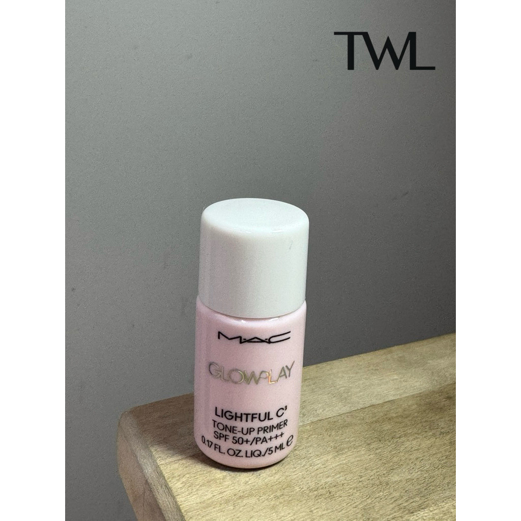 MAC Cosmetics Glowplay Lightful C Tone Up Primer SPF 50+/PA+++ *Travel Size 5ml