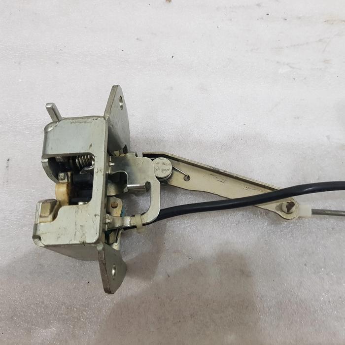 door lock pintu bagasi ori avanza lama05-11 PASSS