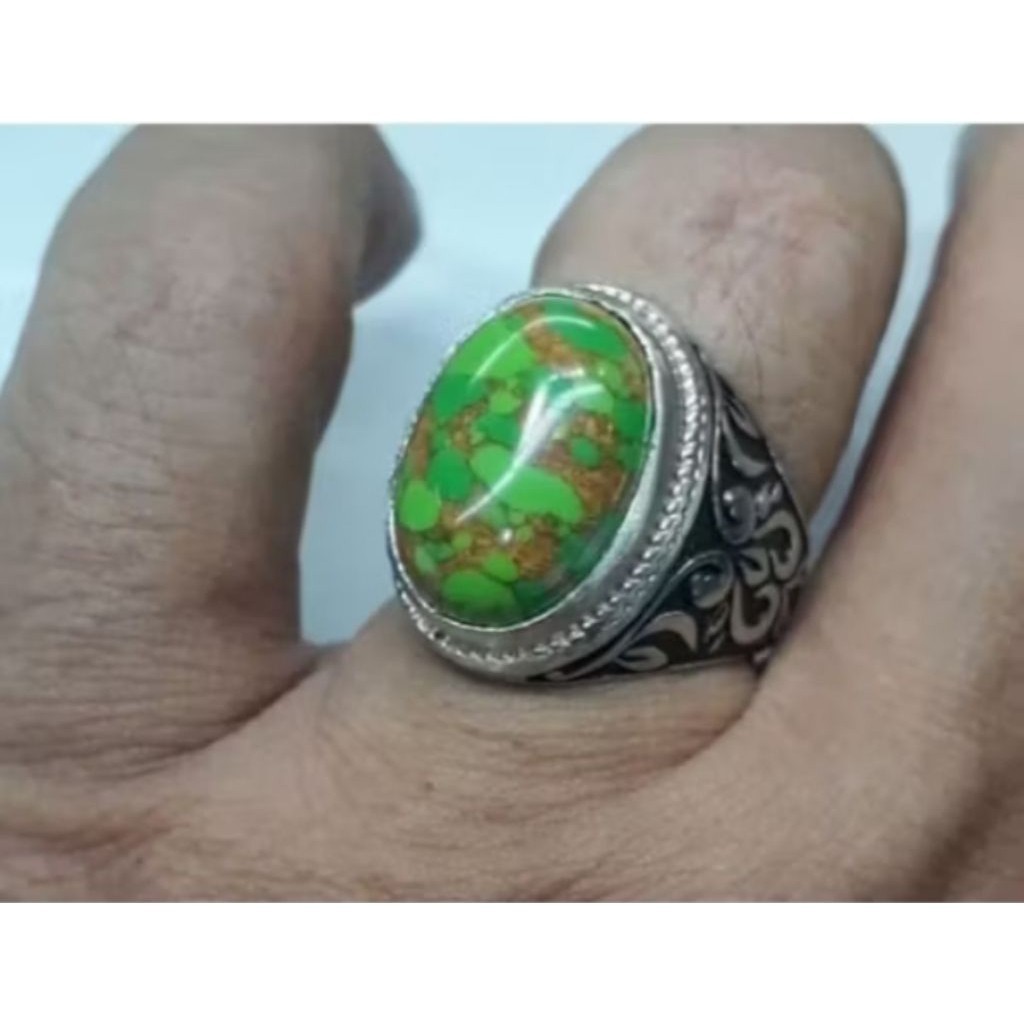 CINCIN BATU PIRUS MESIR HIJAU URAT EMAS NATURAL