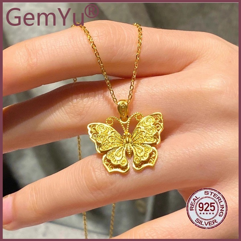 GemYu  Kalung Emas Liontin Kupu-Kupu Filigree Emas Kalung Kupu-Kupu Emas Berongga untuk Wanita Ranta